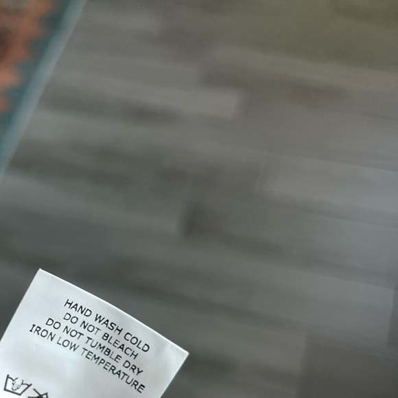 Achro Women’s Gingham Crop Top with Buttons along the back—Collard—Size Small••• - Picture 10 of 13